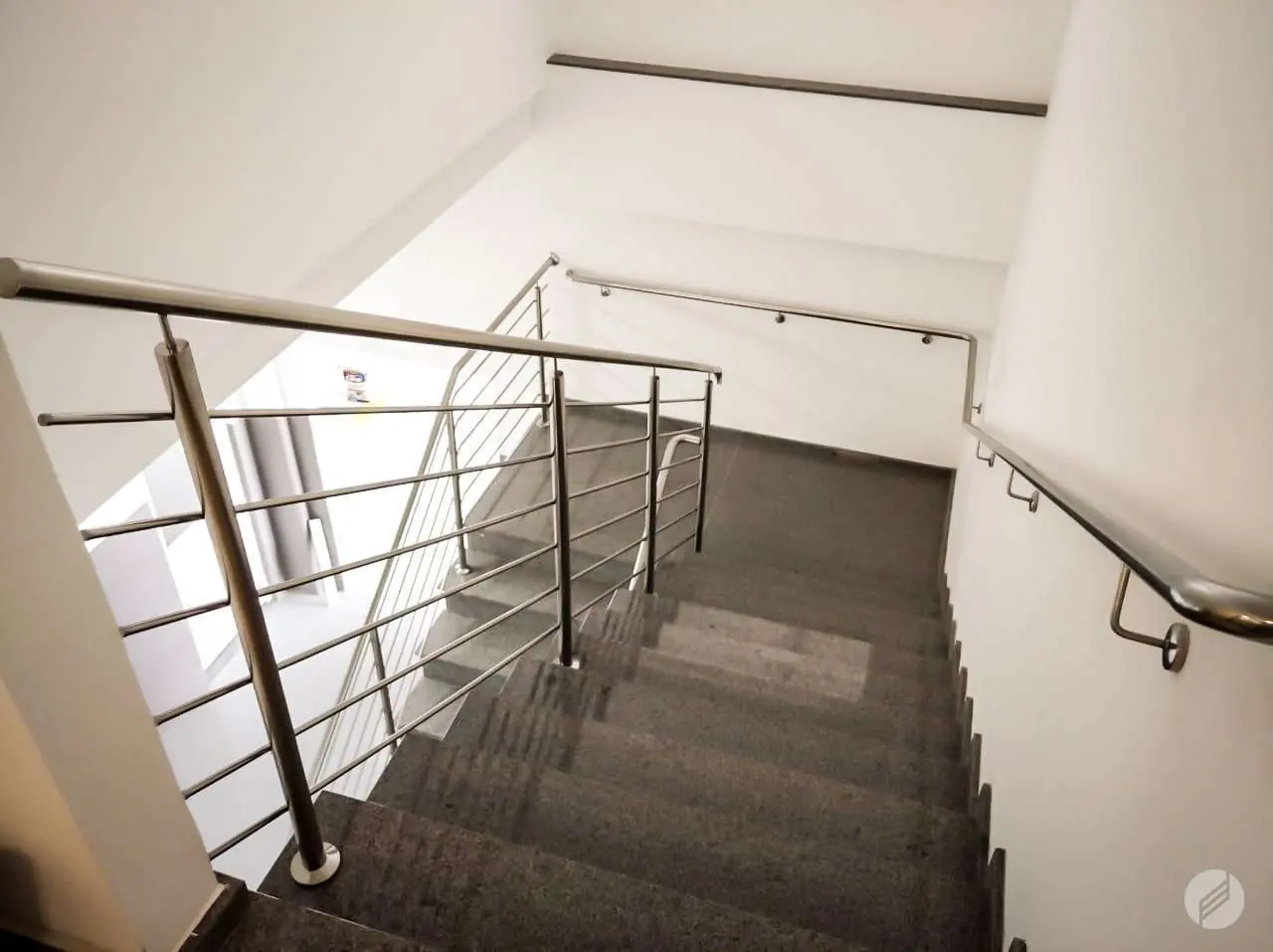 Corrimão com guarda corpo escada — obra da Arte Inox Design